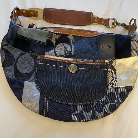 Coach purse with matching wristlet - Picture 3 of 3